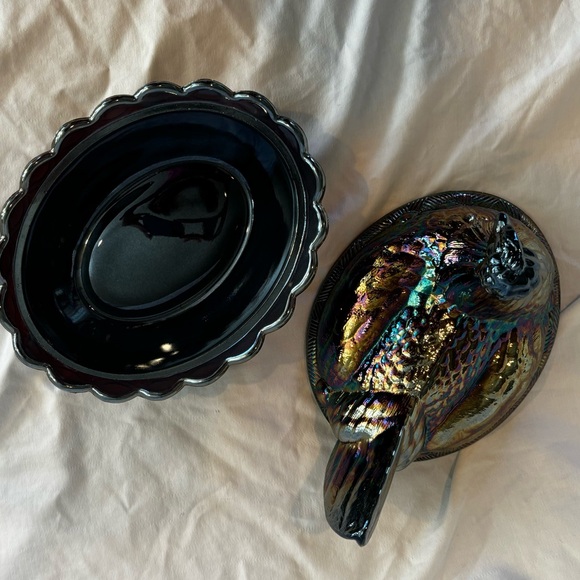 Vintage 1970 Fenton Carnival Nesting Hen covered dish. - Picture 3 of 10